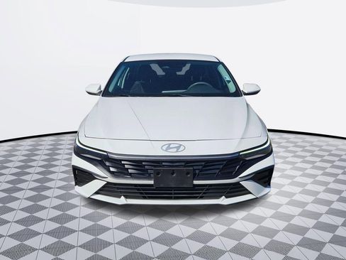 Certified 2024 Hyundai Elantra SEL FWD image 9