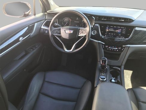 Certified 2025 Cadillac XT6 Premium Luxury w/ LPO, Premium Carpet Package AWD/4WD image 64