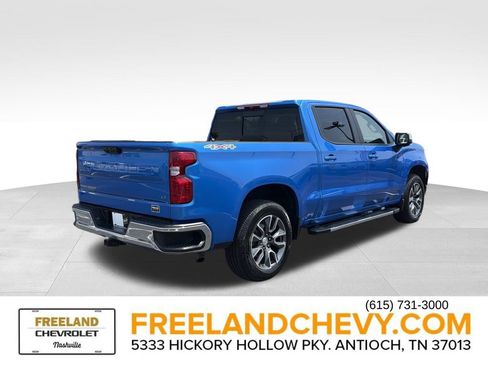 Used 2025 Chevrolet Silverado 1500 LT w/ Safety Package AWD/4WD image 3