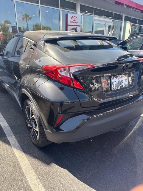 Used 2022 Toyota C-HR XLE FWD image 7