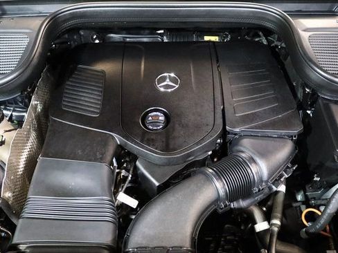 Used 2024 Mercedes-Benz GLE 350 4MATIC w/ AMG Line Exterior image 30