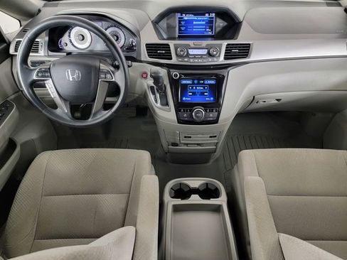 Used 2016 Honda Odyssey SE image 22