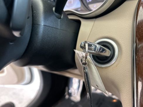 Used 2018 Mercedes-Benz C 300 4MATIC Sedan image 51