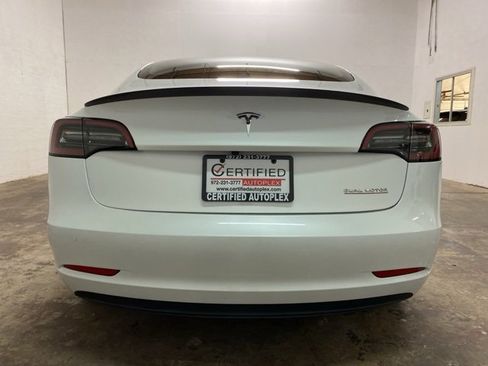 Used 2023 Tesla Model 3 Performance image 93
