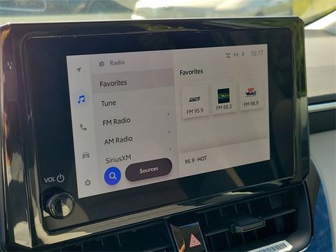 Used 2024 Toyota Corolla LE image 24