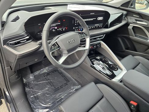 New 2025 Audi Q5 Premium Plus image 19