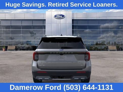 Used 2026 Ford Explorer Active w/ Active Comfort Package AWD/4WD image 5