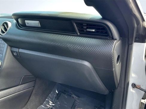 Certified 2022 Ford Mustang Convertible image 8