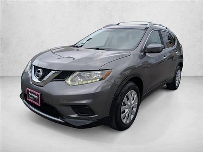 Used 2016 Nissan Rogue S w/ Appearance Package