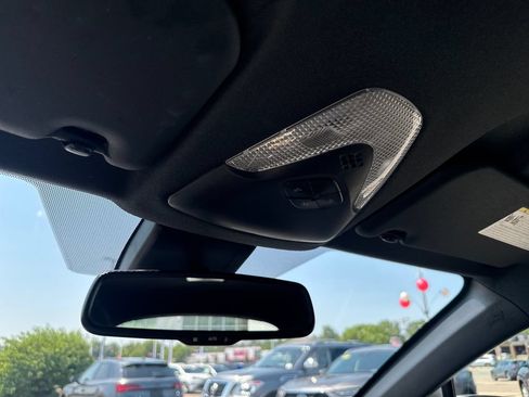 Used 2019 Toyota C-HR LE FWD image 29