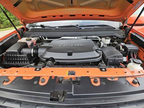 Used 2019 Chevrolet Colorado W/T w/ WT Convenience Package RWD image 9