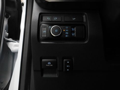 Used 2024 Ford F450 Lariat w/ Lariat Ultimate Package AWD/4WD image 42