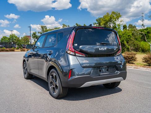 New 2025 Kia Soul EX image 3