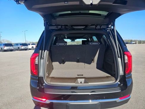 New 2026 GMC Yukon Elevation w/ Elevation Premium Package image 22