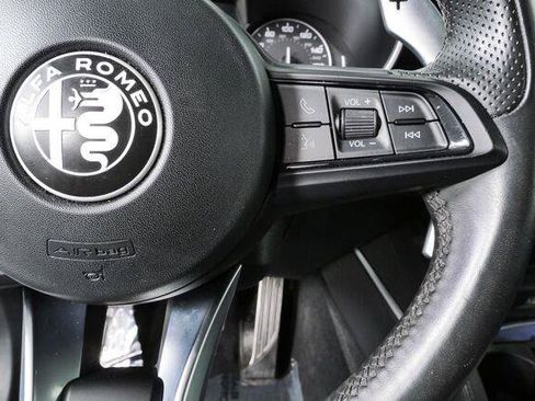 Used 2022 Alfa Romeo Stelvio Sprint AWD/4WD image 11