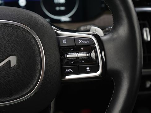 Used 2023 Kia Sorento SX Prestige image 27