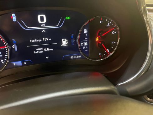 Used 2024 Chevrolet Malibu LT image 40