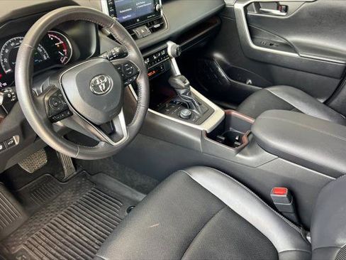Certified 2022 Toyota RAV4 Limited image 11