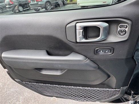 Used 2020 Jeep Wrangler Unlimited Sahara w/ Safety Group image 18