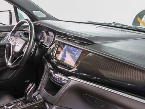 Used 2023 Cadillac XT6 Sport AWD/4WD image 28