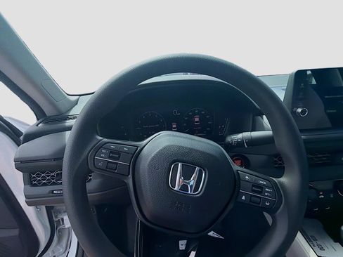 New 2026 Honda Accord LX image 10