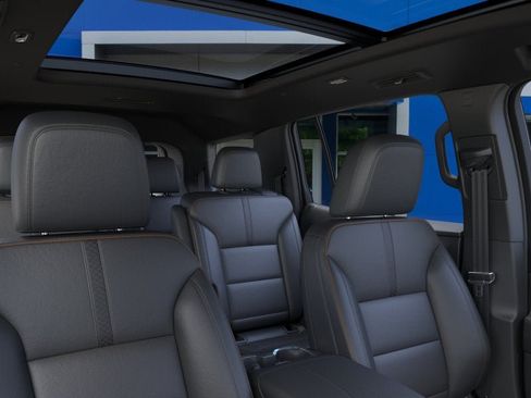 New 2026 Chevrolet Traverse High Country w/ LPO, Floor Liner Package AWD/4WD image 48
