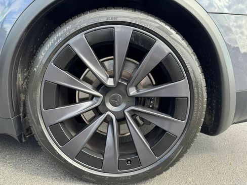 Used 2023 Tesla Model X AWD/4WD image 32