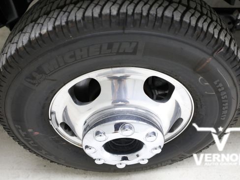 New 2026 Ford F350 Platinum image 35