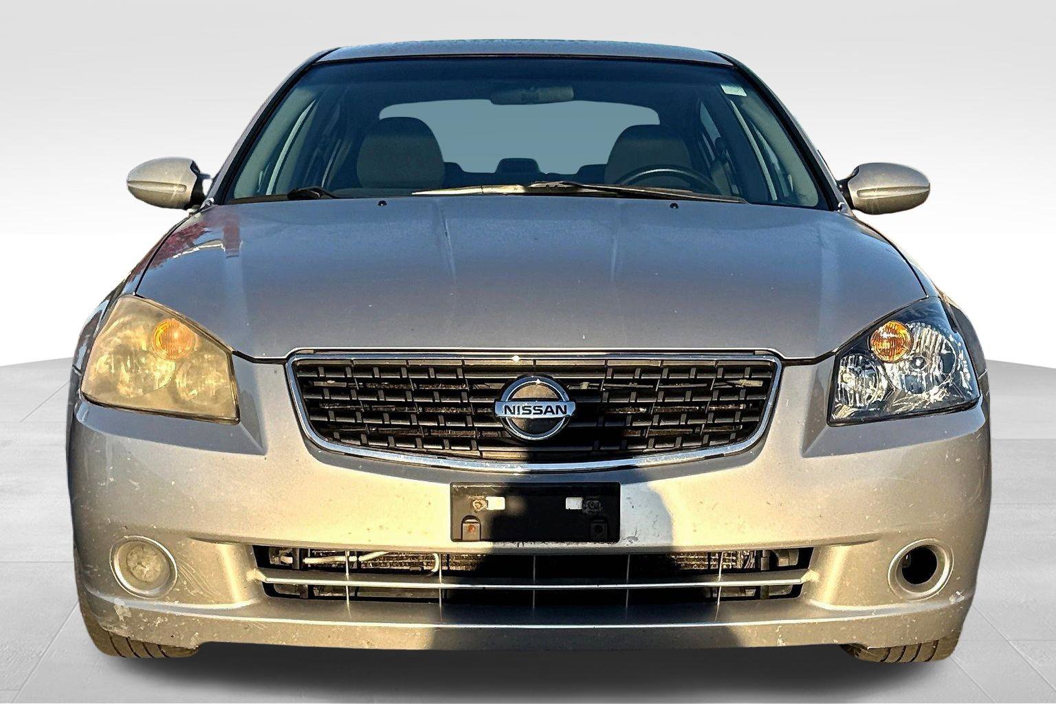Used 2005 Nissan Altima 2.5 S w/ (S02) Side Airbags Pkg FWD image 6