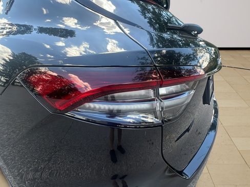 Used 2022 Maserati Levante Modena S AWD/4WD image 12
