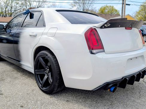 Used 2023 Chrysler 300 S RWD image 9