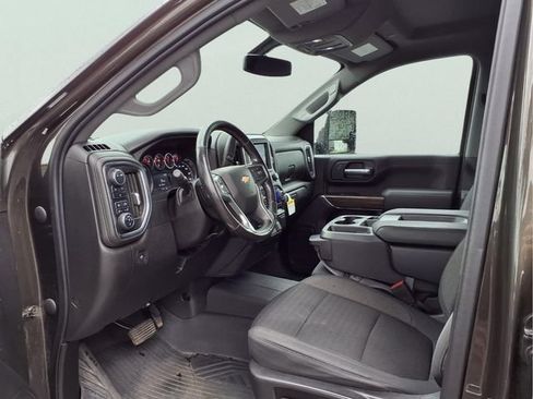 Certified 2022 Chevrolet Silverado 3500 LT w/ Convenience Package AWD/4WD image 17
