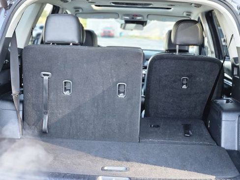 Used 2025 Kia Telluride S FWD image 31