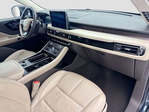 Used 2022 Lincoln Aviator Reserve w/ Elements Package Plus RWD image 16