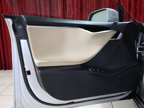 Used 2016 Tesla Model S P90D image 11