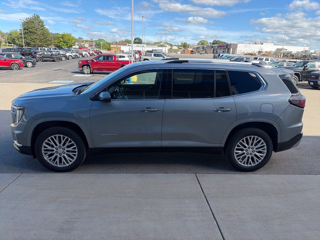 Used 2026 GMC Acadia Denali w/ Super Cruise Package AWD/4WD image 4
