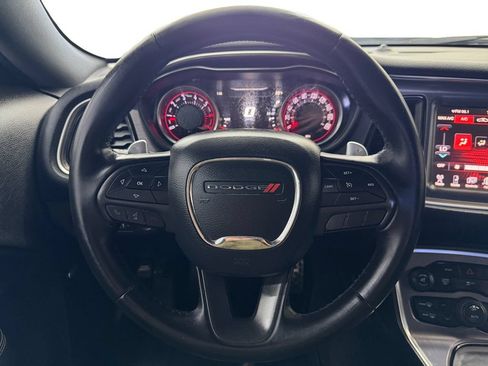 Used 2016 Dodge Challenger R/T Scat Pack RWD image 13