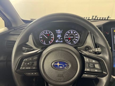 Used 2025 Subaru Crosstrek 2.5i Premium AWD/4WD image 14