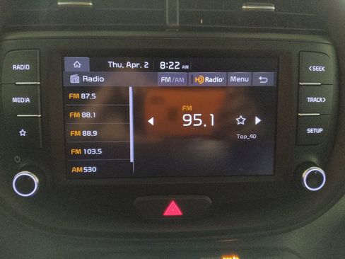 Used 2025 Kia Soul LX w/ LX Technology Package image 25