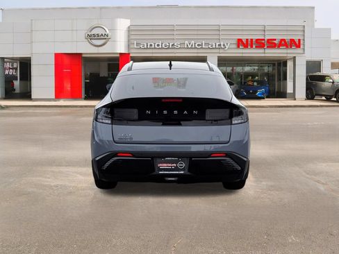 New 2026 Nissan Leaf Platinum+ w/ Cargo Package (Platinum+) FWD image 4