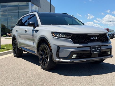 Used 2023 Kia Sorento SX AWD/4WD image 1