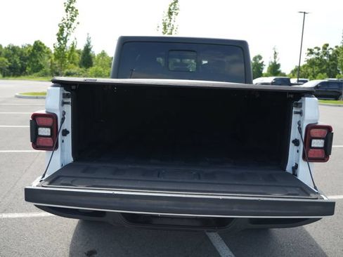 Used 2021 Jeep Gladiator Sport AWD/4WD image 16