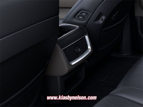 New 2026 Kia Carnival EX image 26