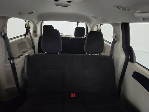 Used 2017 Dodge Grand Caravan SE w/ Power Window Group image 13