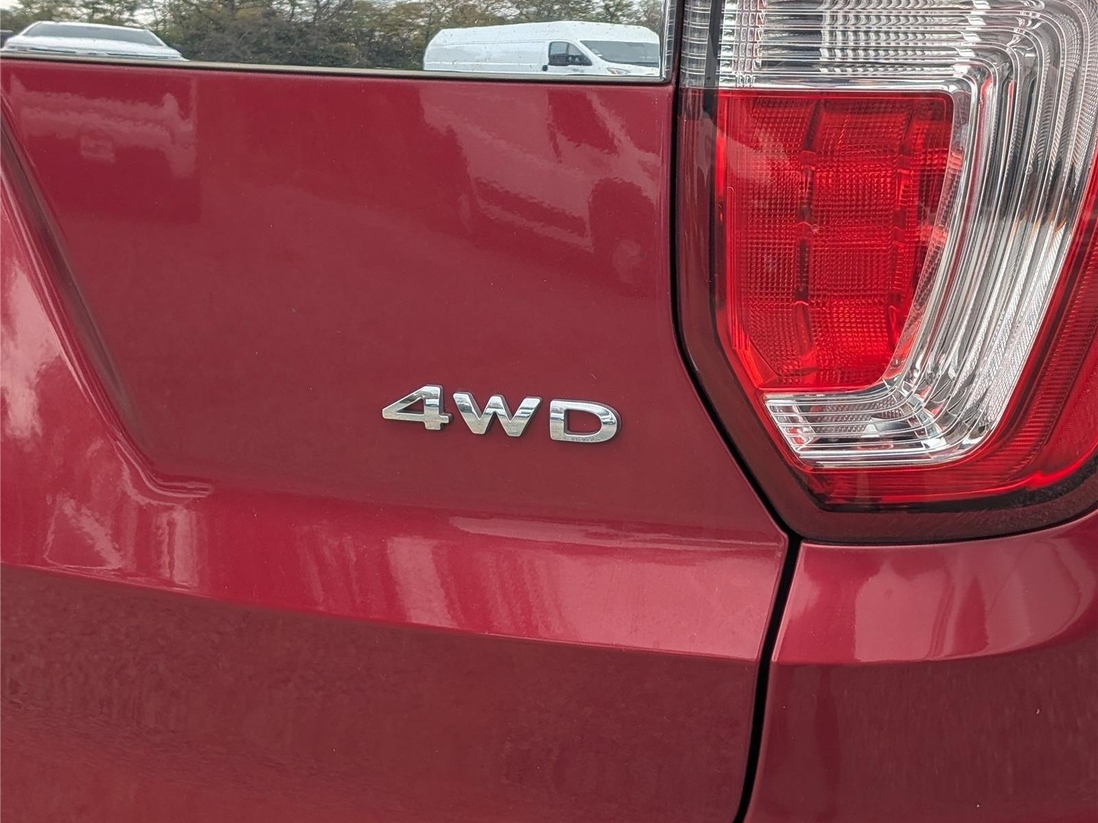 Used 2016 Ford Explorer Limited w/ Equipment Group 301A AWD/4WD image 10