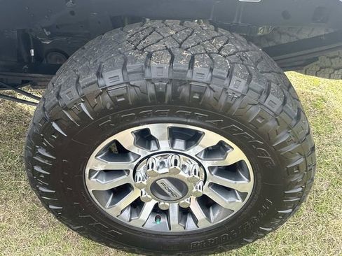 Used 2021 Ford F250 Lariat w/ Lariat Value Package image 15