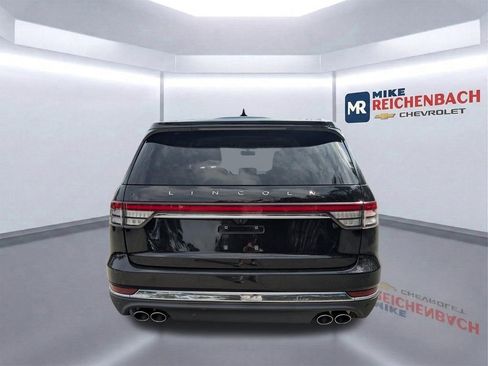 Used 2023 Lincoln Aviator Reserve image 5