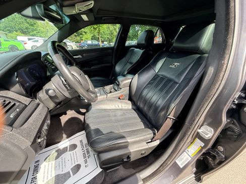 Used 2015 Chrysler 300 S RWD image 18