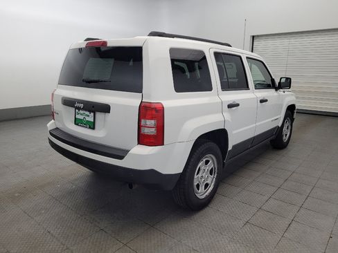 Used 2014 Jeep Patriot Sport image 9