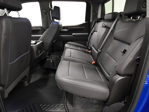 Used 2024 Chevrolet Silverado 1500 RST AWD/4WD image 15